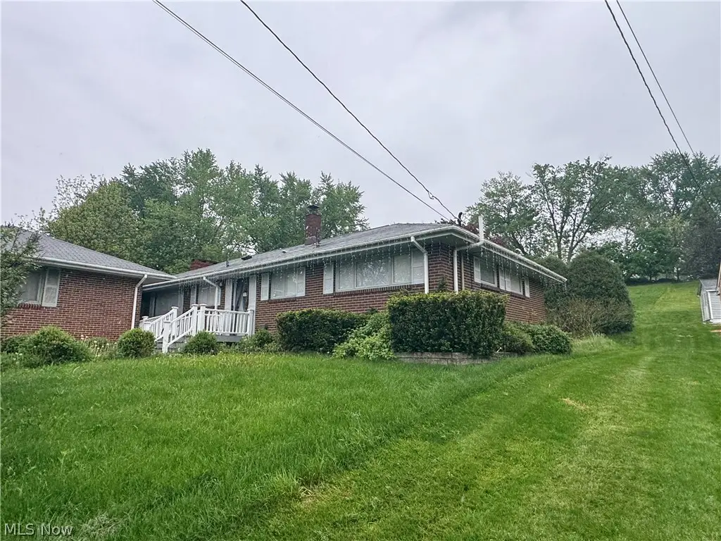 5606 Chandler Nw Avenue, North Canton, OH 44720 - #1