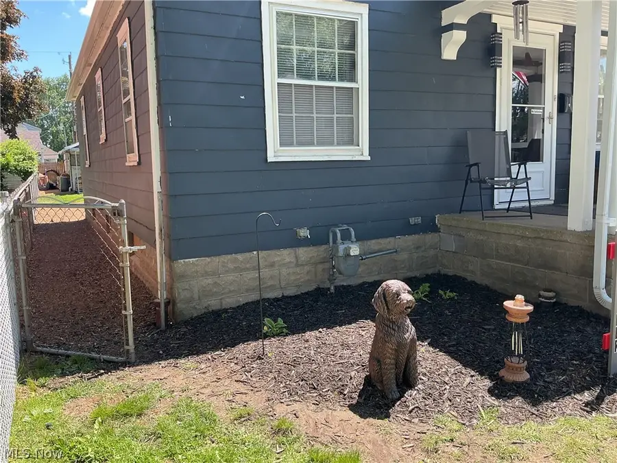 228 Florence Avenue, Zanesville, OH 43701 - #2