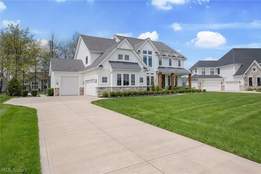534 S Port Drive, Avon Lake, OH 44012 - #2