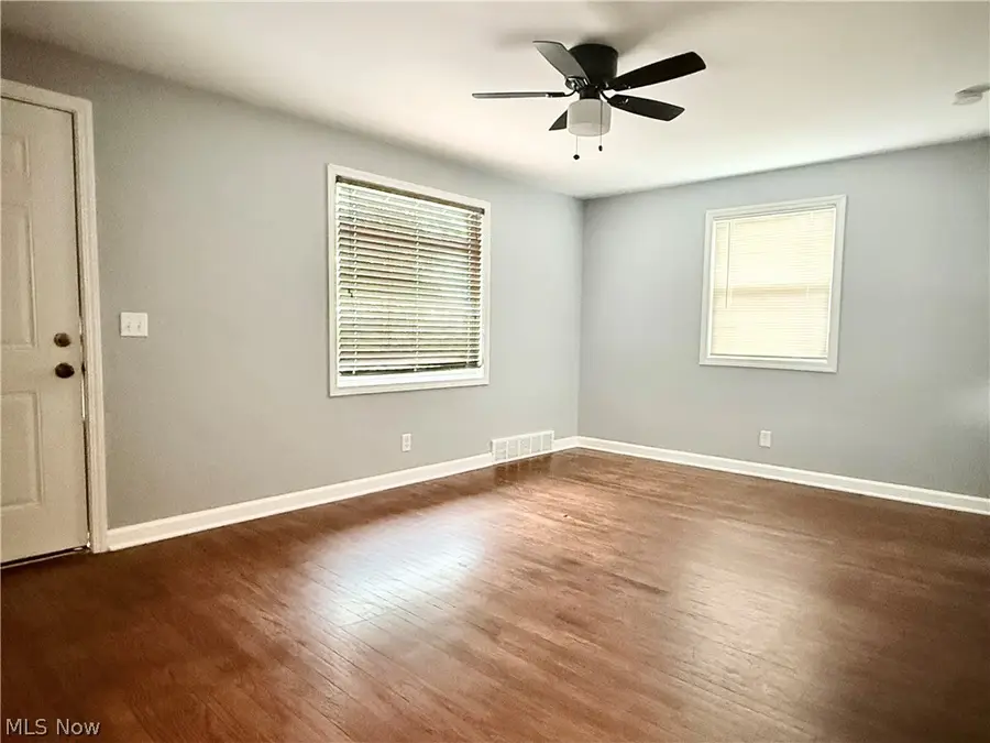 128 Locke Sw Avenue, Massillon, OH 44646 - #2