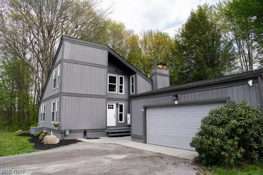 4805 Mcconnell East Road, Southington, OH 44470 - #2