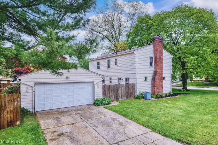 584 N Hawkins Avenue, Akron, OH 44313 - #3