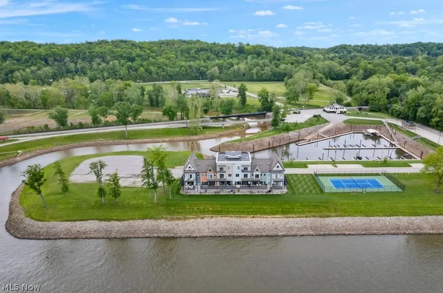 502 Harbor Drive, Williamstown, WV 26187 - #3