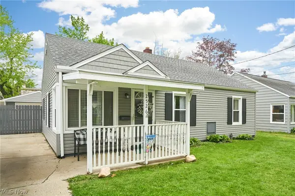 2526 Edgebrook Avenue, Akron, OH 44312