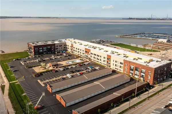 401 W Shoreline Drive #102, Sandusky, OH 44870