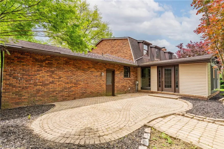 5787 Eastview Street, Louisville, OH 44641 - #3
