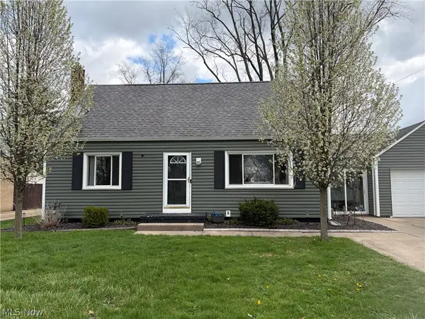 4300 Broadway Ne Avenue, Louisville, OH 44641