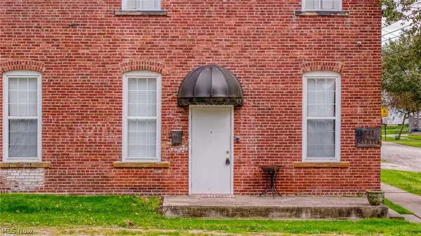 241 Myrtle Street, Ravenna, OH 44266