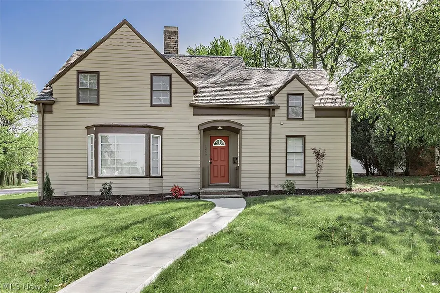 1259 Hereford Road, Cleveland Heights, OH 44118 - #2