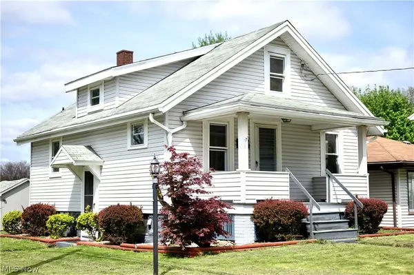 664 Tenney Avenue, Campbell, OH 44405