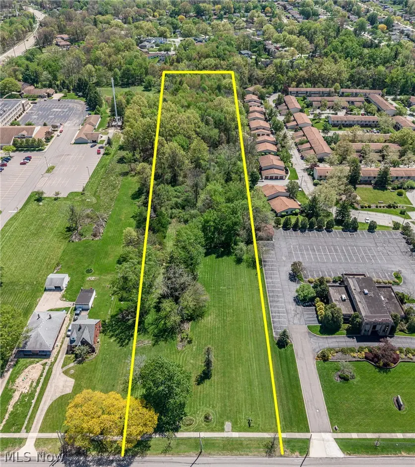 7305 Pearl, Middleburg Heights, OH 44130 - #3