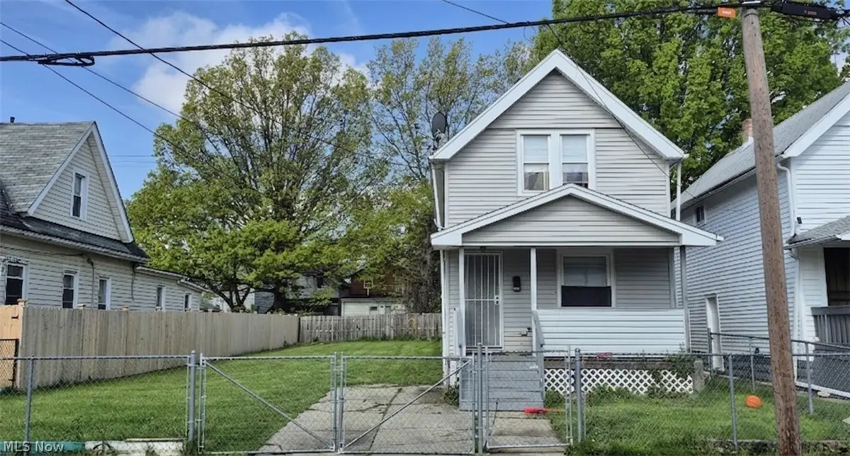 2048 W 105th Street, Cleveland, OH 44102 - #1