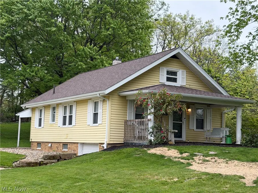 6854 Hillway Nw Avenue, North Canton, OH 44720 - #2