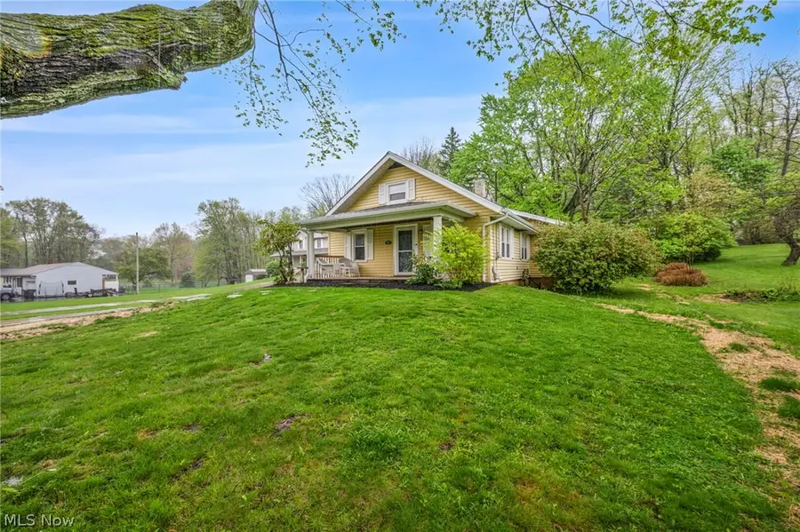 6854 Hillway Nw Avenue, North Canton, OH 44720 - #3
