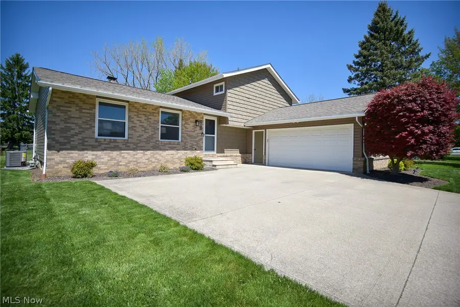 4749 Wolff Drive, Brunswick, OH 44212 - #2