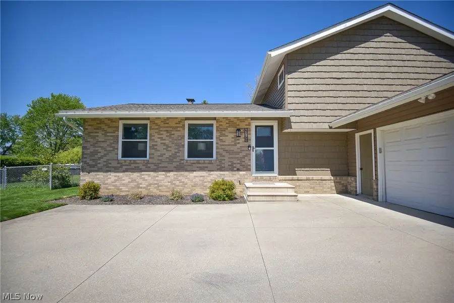 4749 Wolff Drive, Brunswick, OH 44212 - #3