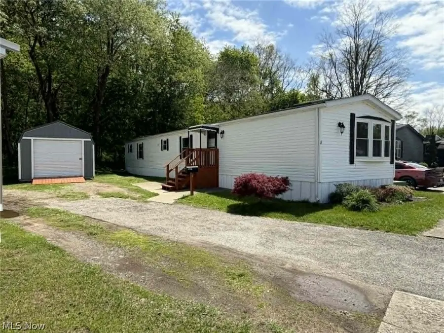 8 Hawaiian Drive, Madison, OH 44057 - #2