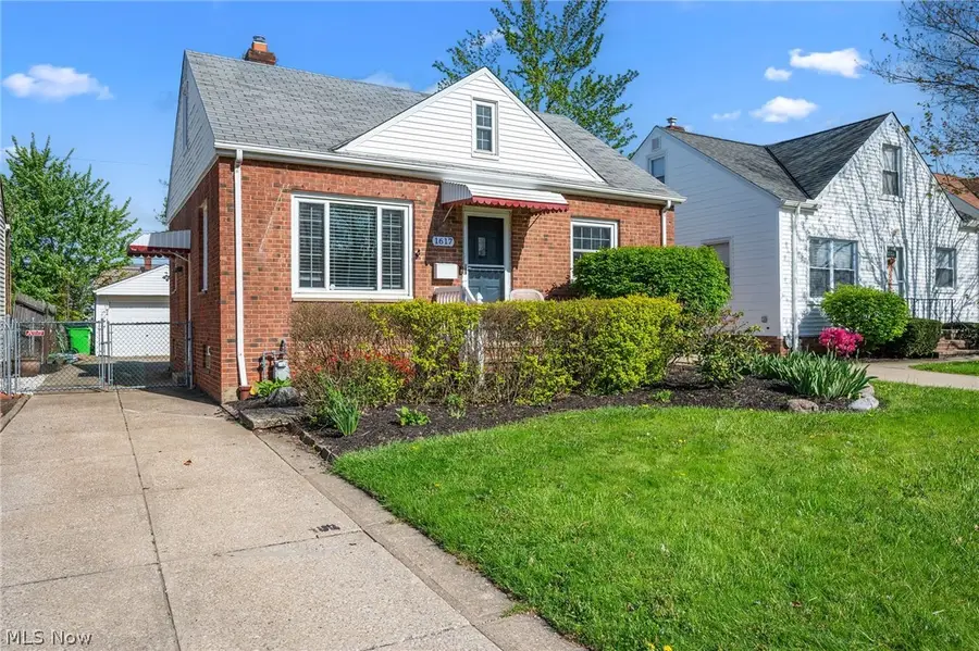 1617 Fruitland Avenue, Mayfield Heights, OH 44124 - #2