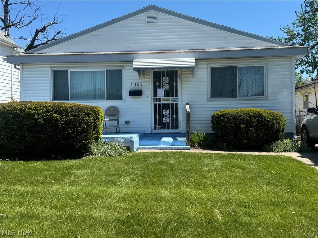 4385 E. 154th Street, Cleveland, OH 44128 - #1