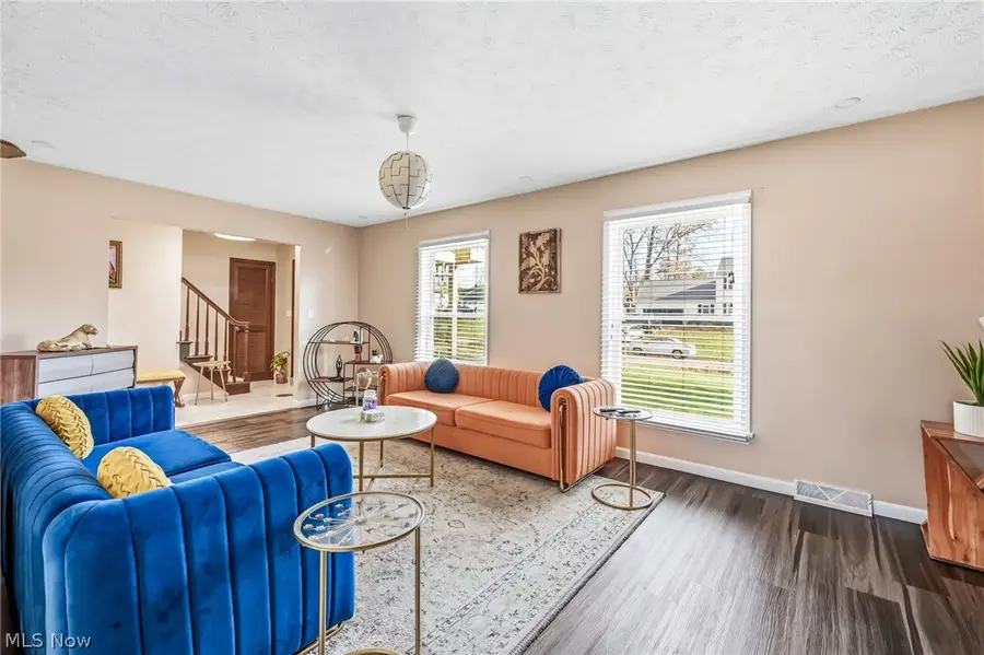 510 W Regency Circle, Canfield, OH 44406 - #3
