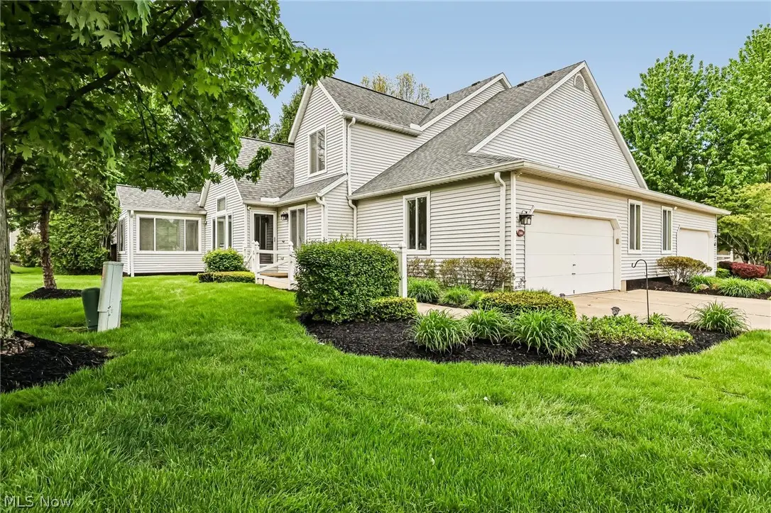 566 Queens Court, Copley, OH 44321 - #1