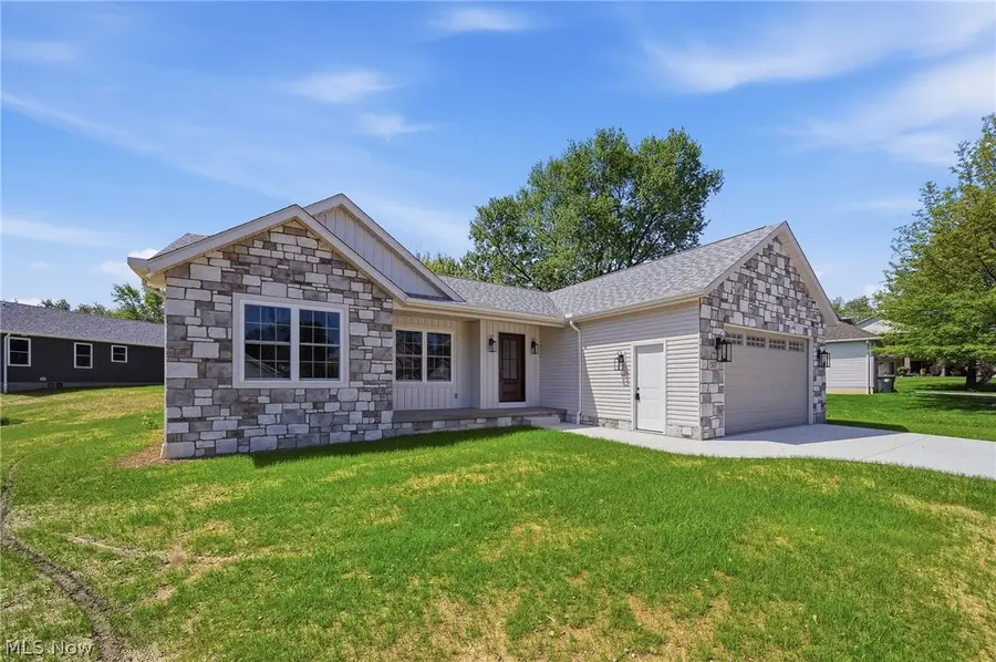 517 Whitetail Ne Trail, Canton, OH 44704 - #3