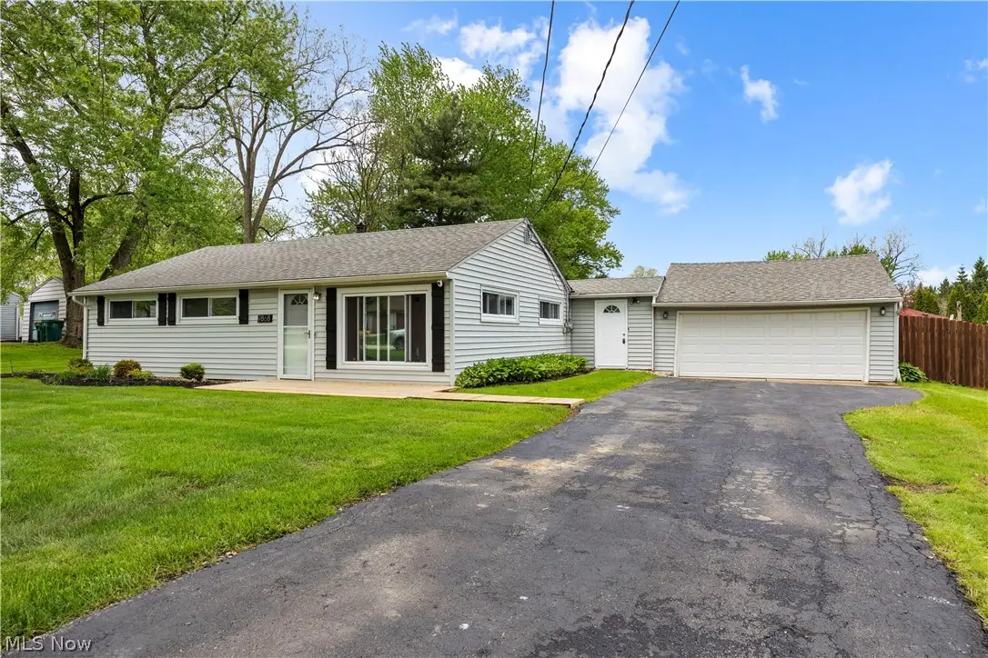 9868 Ridgewood Drive, Twinsburg, OH 44087 - #1