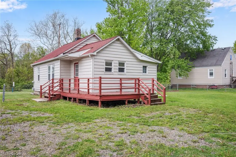 586 Newell Street, Painesville, OH 44077 - #3