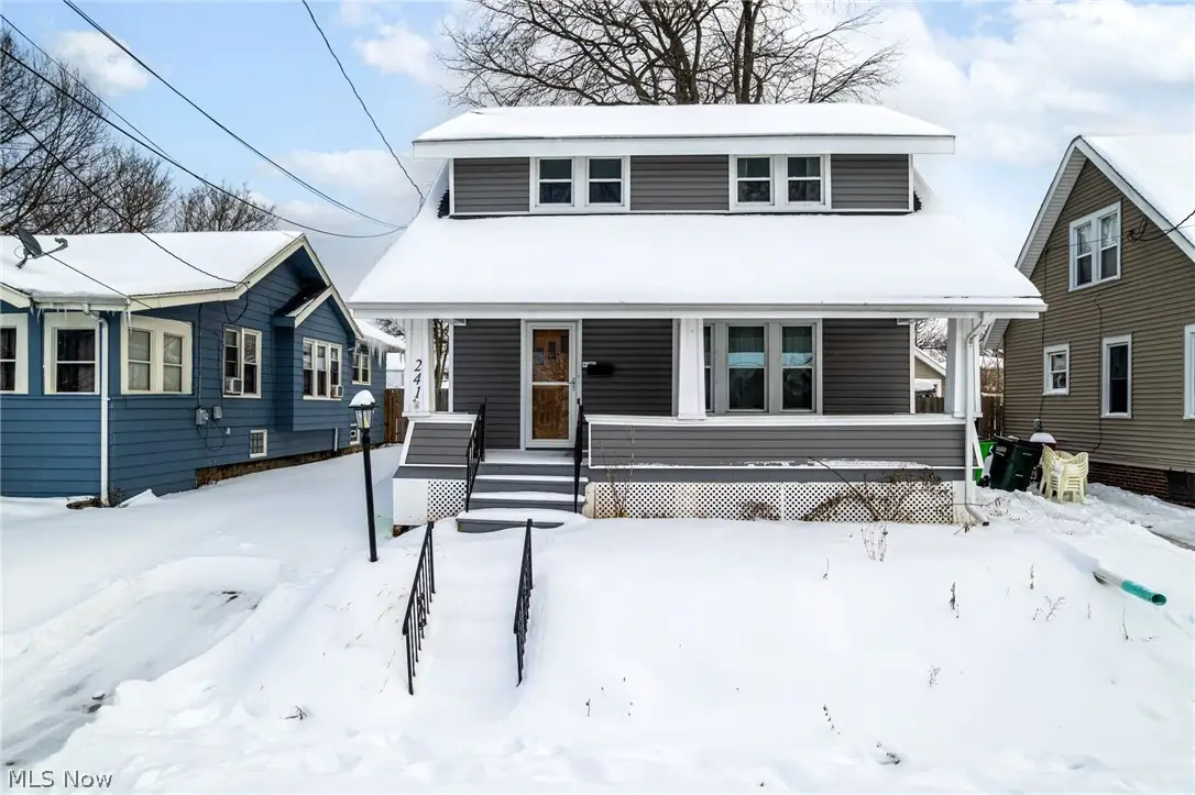 241 24th Nw Street, Barberton, OH 44203 - #1