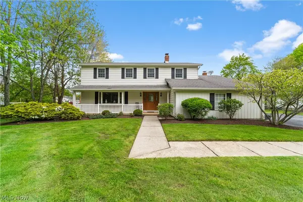 8730 Bainbridge Road, Chagrin Falls, OH 44023
