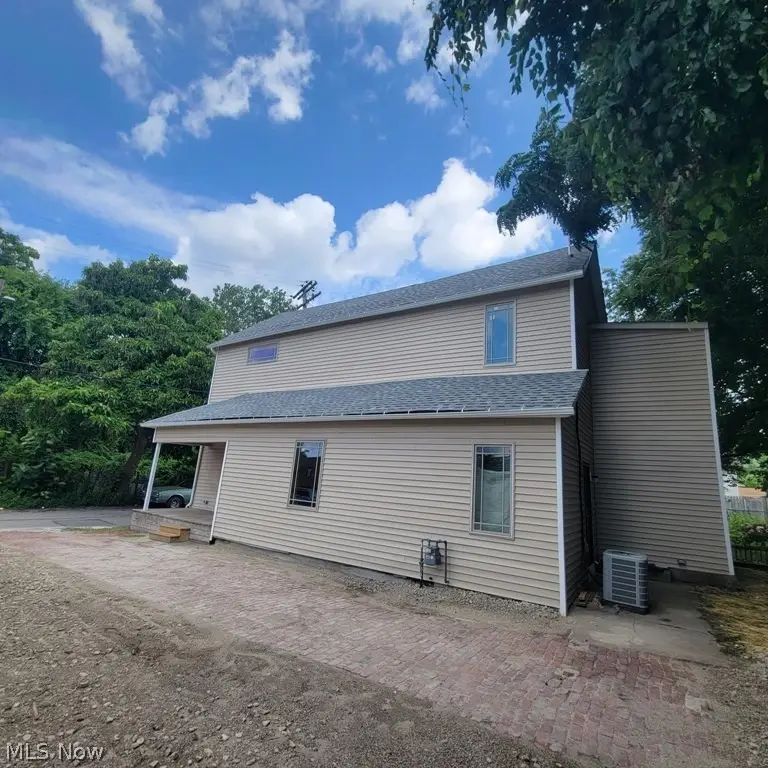 2663 W 28th Place, Cleveland, OH 44113 - #3