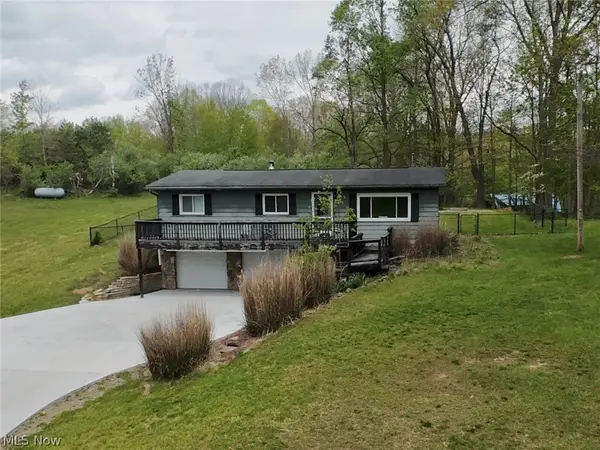 2065 W Buckhorn Drive, Millersburg, OH 44654