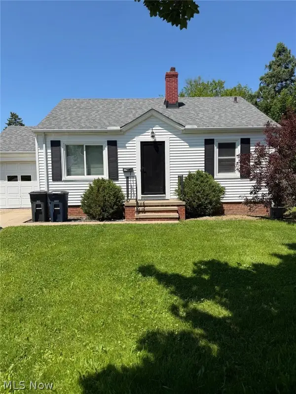 5141 Bridgewater Road, Lyndhurst, OH 44124