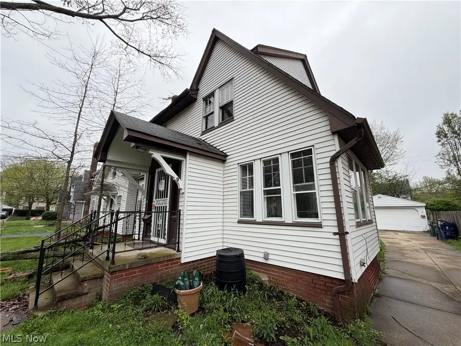 4014 Rosemond Road, Cleveland Heights, OH 44121 - #3