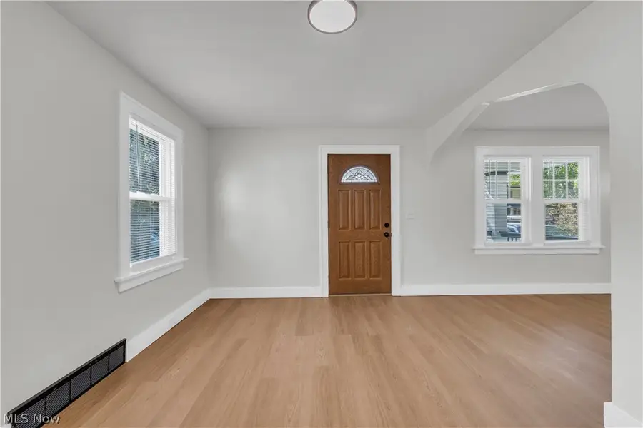 3363 W 136th Street, Cleveland, OH 44111 - #3