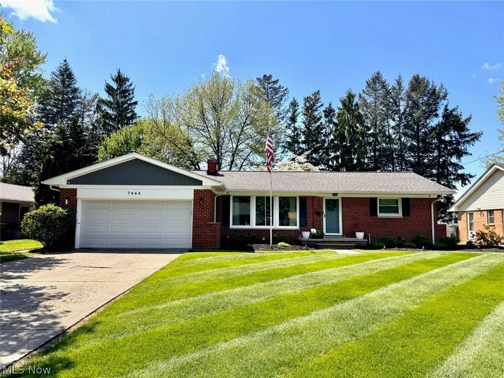 7444 Carole Drive, Mentor, OH 44060 - #1