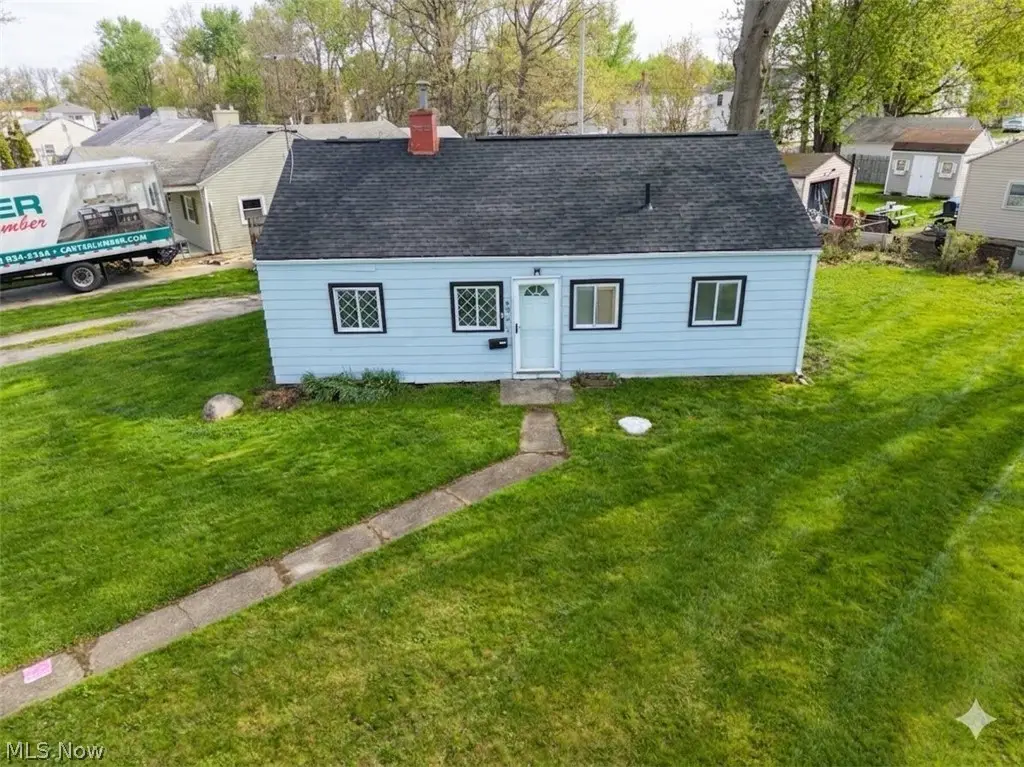 4061 Gregus Avenue, Lorain, OH 44055 - #1