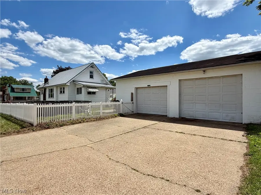 3107 9th Avenue, Vienna, WV 26105 - #2