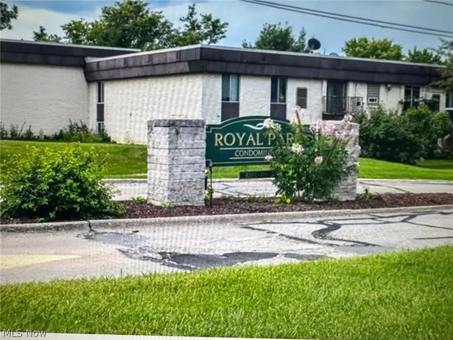 8557 N Akins Road #103, North Royalton, OH 44133 - #3