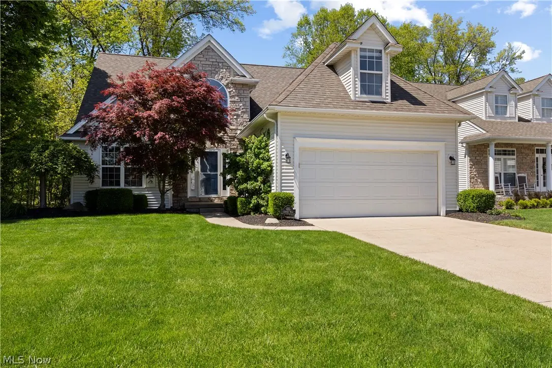 435 Country Walk, Amherst, OH 44001 - #1
