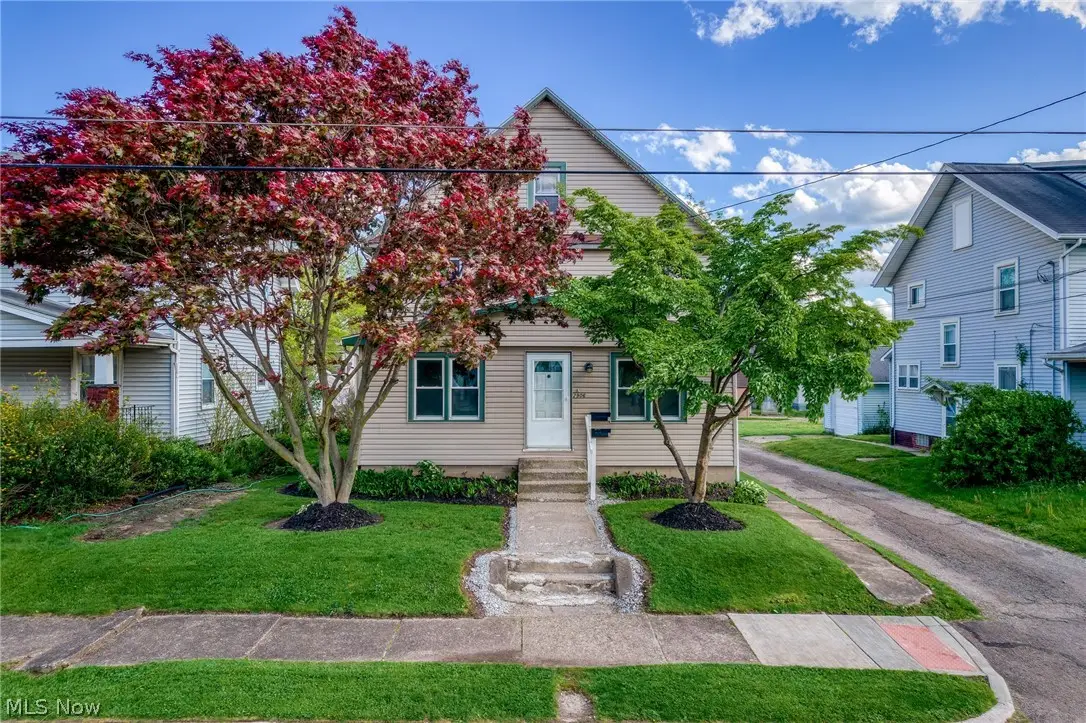 2906 7th Nw Street, Canton, OH 44708 - #1