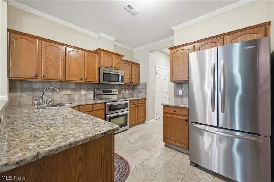 27 D Hunters Woods Drive, Canfield, OH 44406 - #3