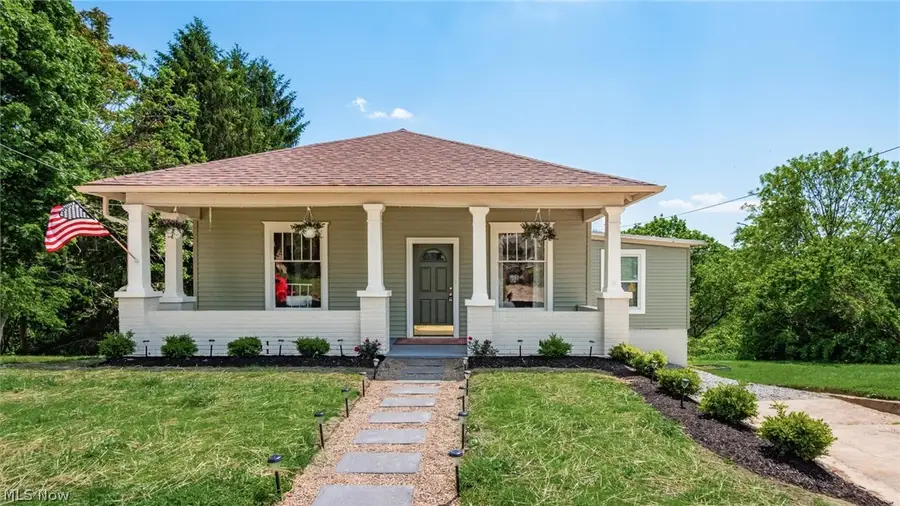 818 Highland Avenue, Cambridge, OH 43725 - #2