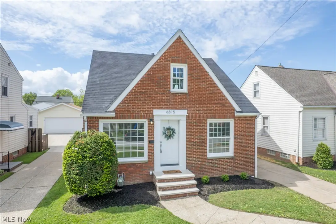6815 Dartworth Drive, Parma, OH 44129 - #1
