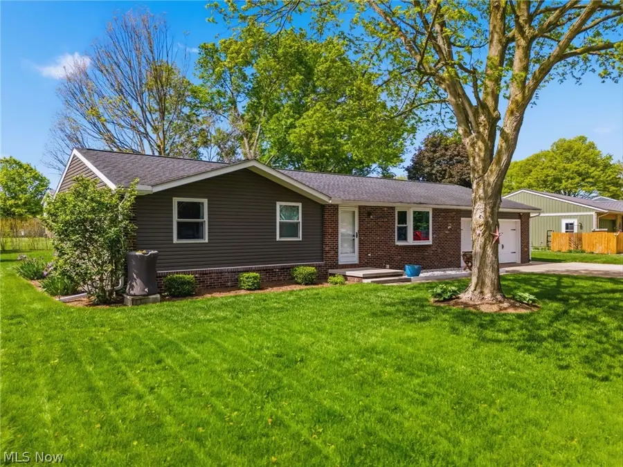 334 Providence Se Avenue, New Philadelphia, OH 44663 - #2