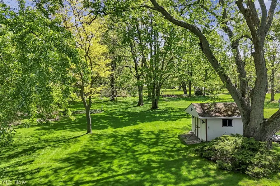 8089 Wesley Drive, Strongsville, OH 44136 - #3