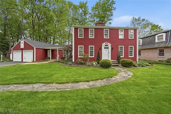 1776 Amarillo Nw Street, North Canton, OH 44720
