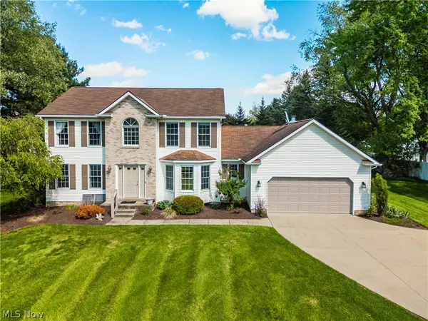 1126 Lanner Nw Street, North Canton, OH 44720