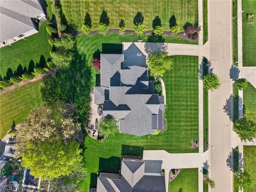 1323 Springbury Drive, Uniontown, OH 44685 - #2