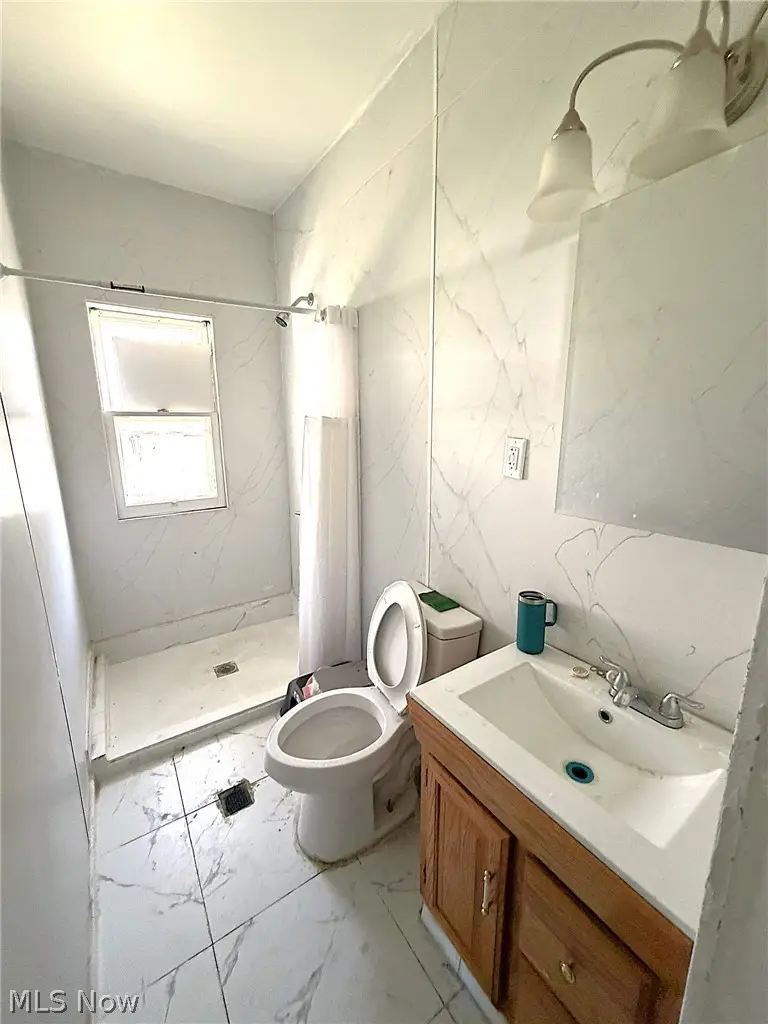 10628 Englewood Avenue, Cleveland, OH 44108 - #3